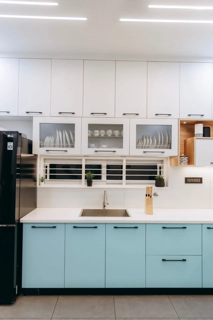 Modular Kitchen & Breakfast Counter